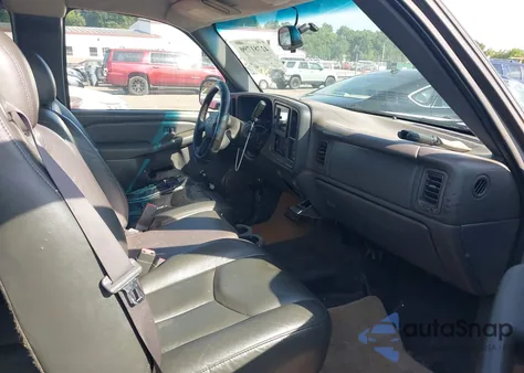 2003 Chevrolet Silverado 1500 C1500 from USA, damaged, VIN 2GCEC19V031129446